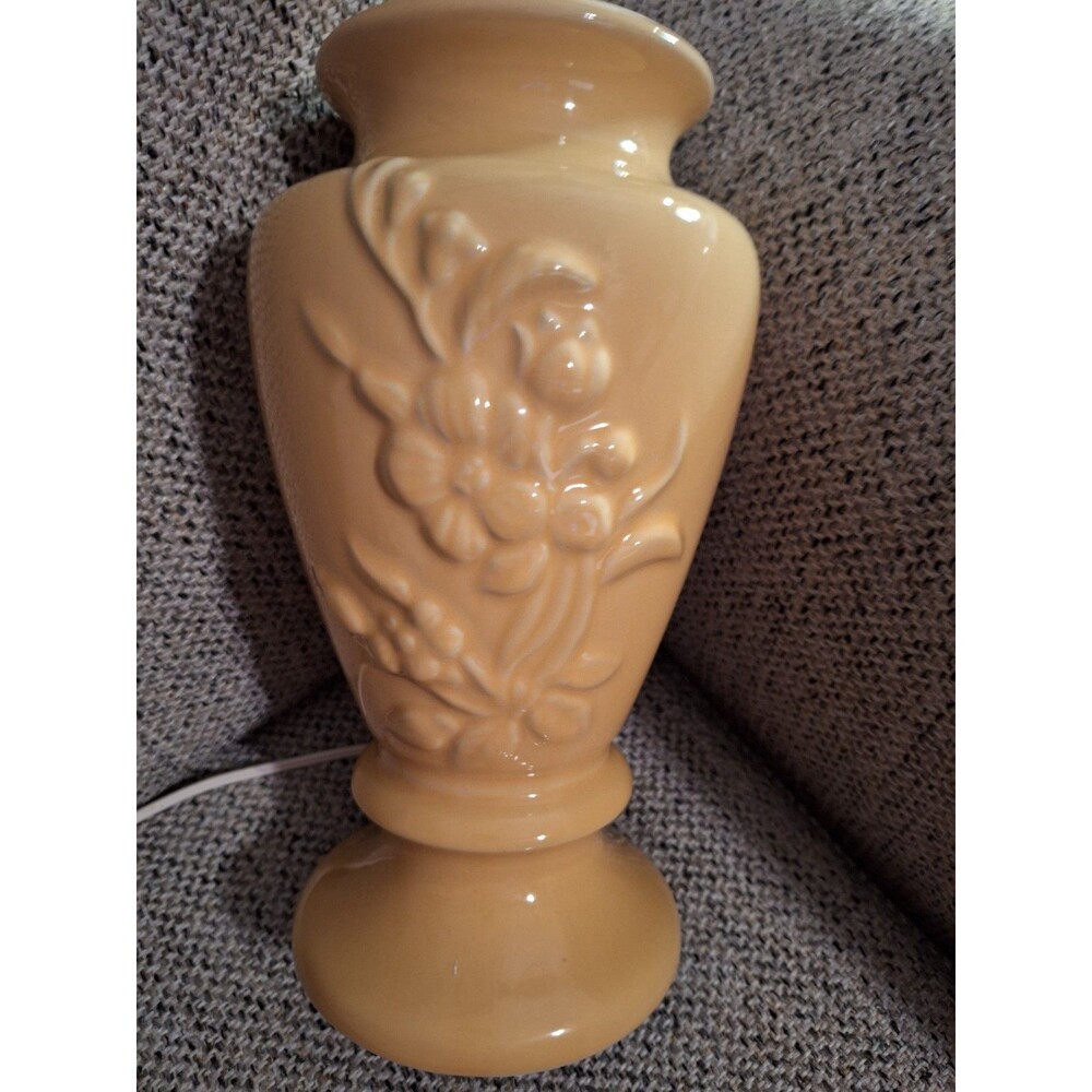 Vintage Mid-Century‎ Pottery Lamp